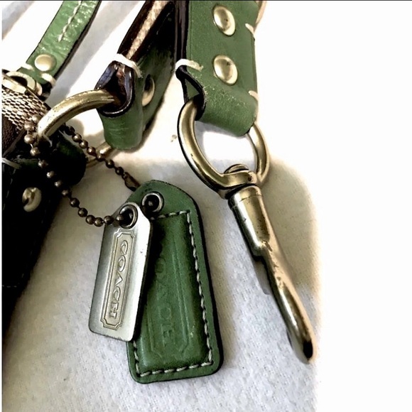 Coach Rare 41054 Hampton Nancy Zebra Signature Swingpack Stripe - Picture 6 of 14